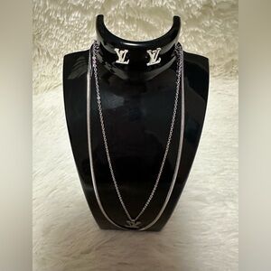 Luxury Jewelry Set in Silver-tone LV Style